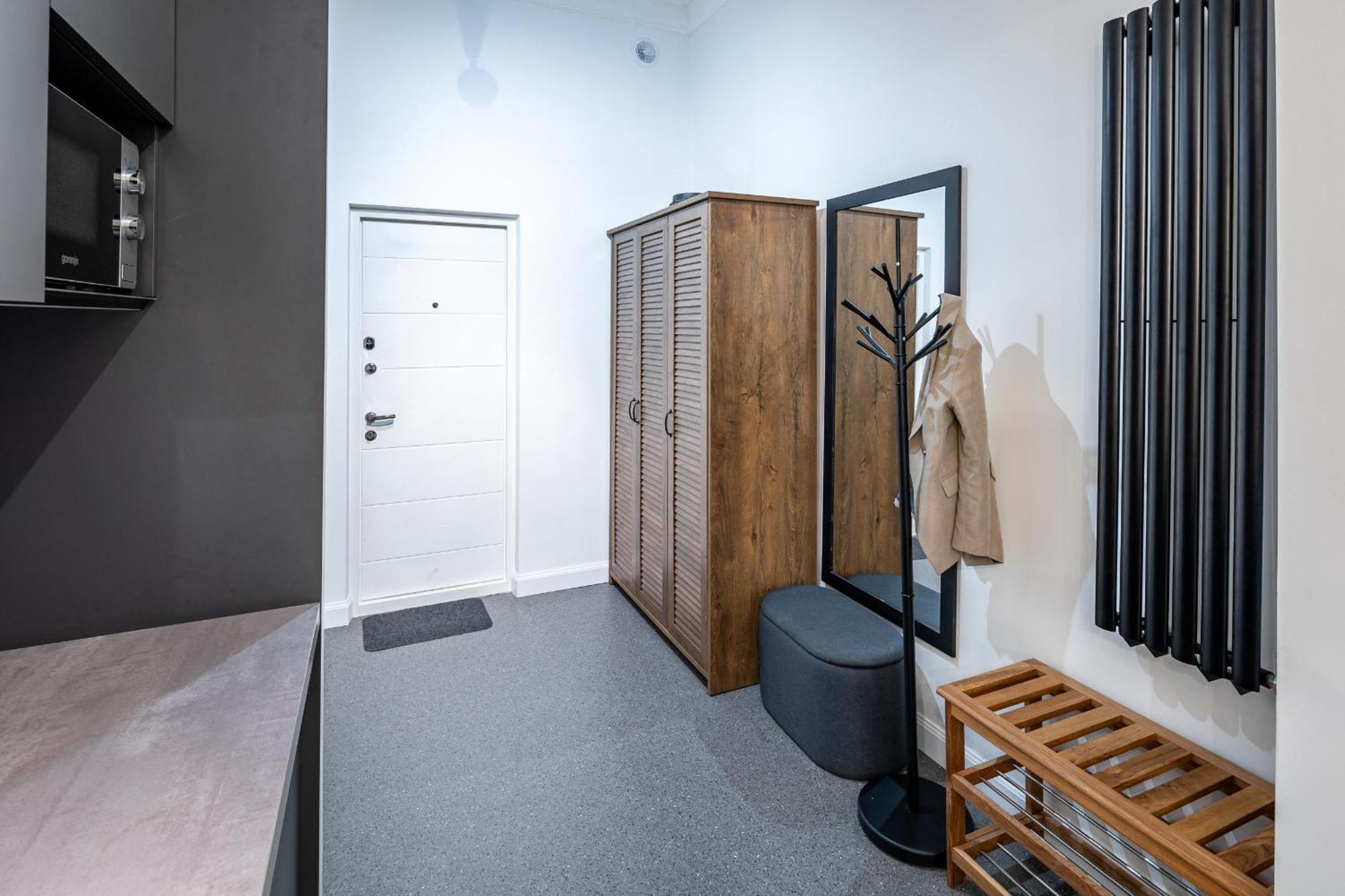 Apartamenty On Knyazya Romana リヴィウ エクステリア 写真